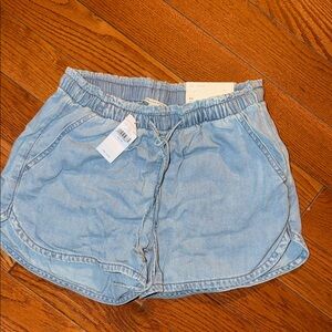 AMERICAN EAGLE Lightweight Blue Denim Women's Shorts